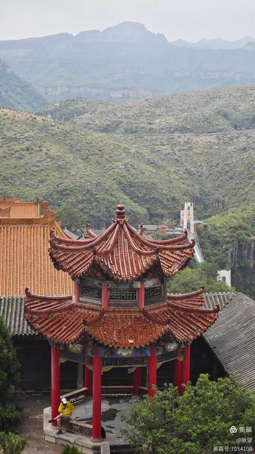 离鹤壁最近的旅游景点