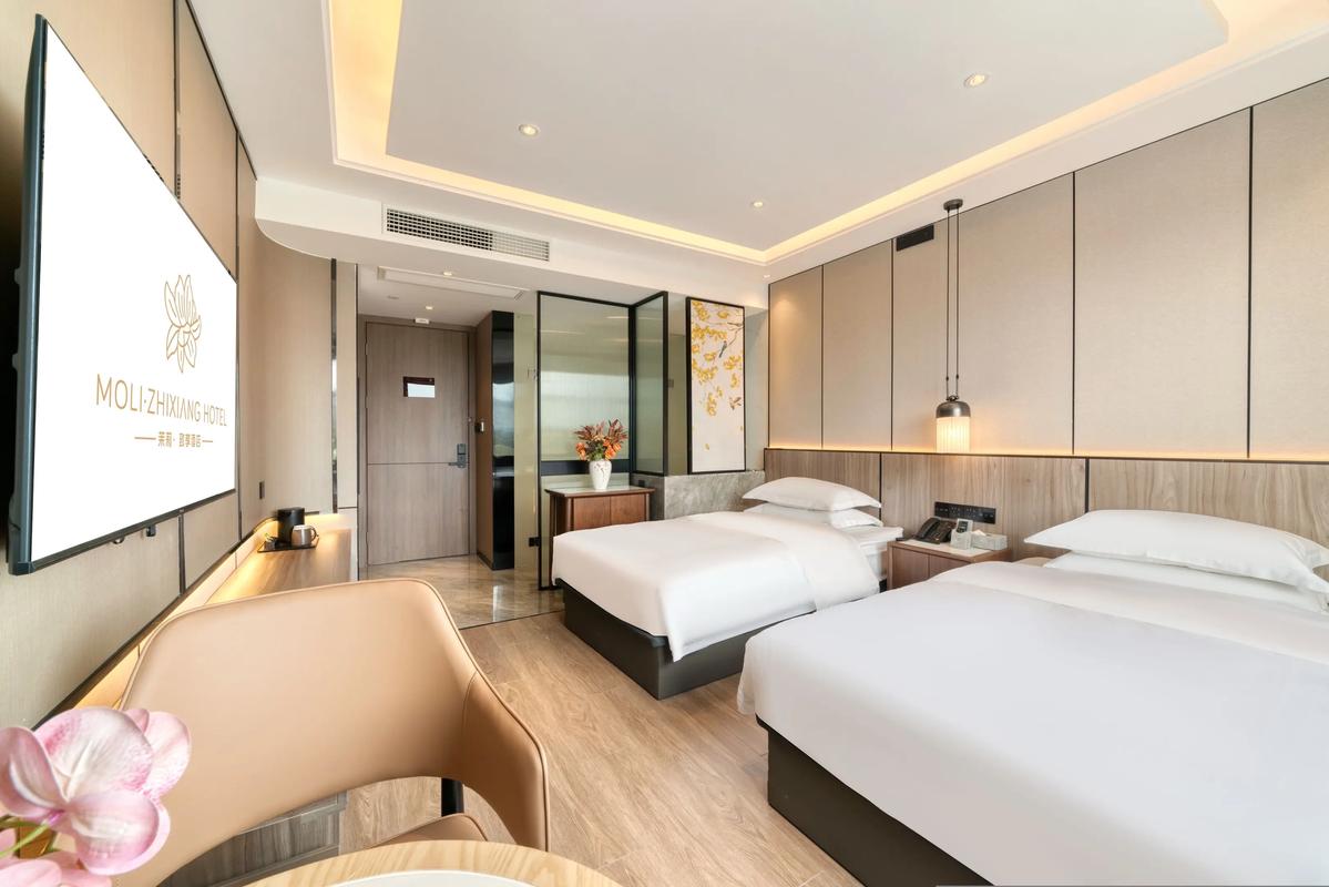 金华高铁站附近酒店