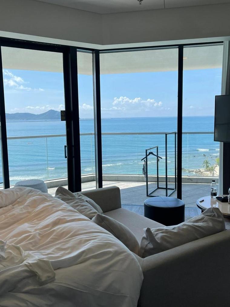 三亚海边酒店海景房