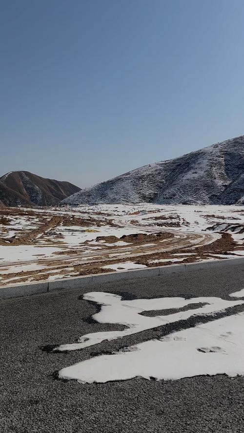 冬天兰州市周边自驾游