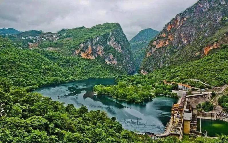 广西隆林县有什么景点