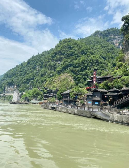 武汉宜昌一日游自驾游