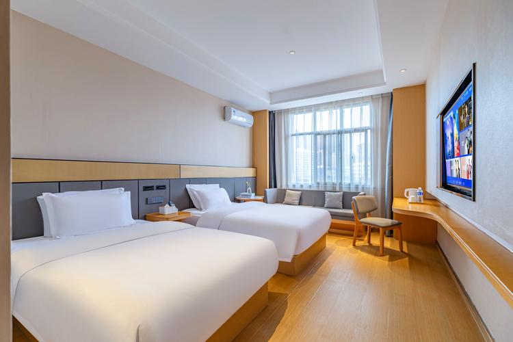 郑州绿地怡思得酒店