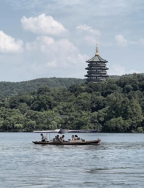 杭州西湖的景点有哪些