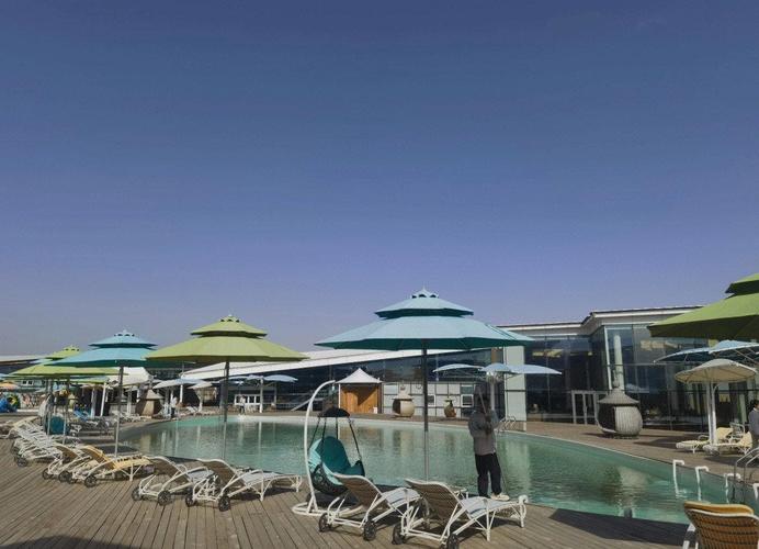 响沙湾莲花度假酒店