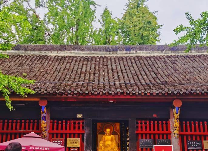离成都东站最近的景点